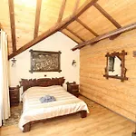 Feriehus комплекс котеджів 