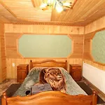Holiday home комплекс котеджів 