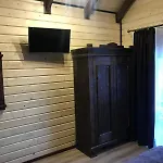 Holiday home комплекс котеджів 
