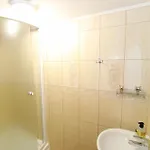 Holiday home комплекс котеджів 