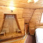 Holiday home комплекс котеджів 
