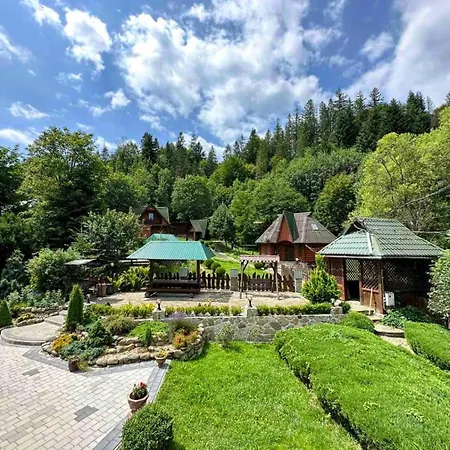 комплекс котеджів 