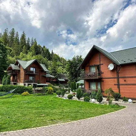 комплекс котеджів 